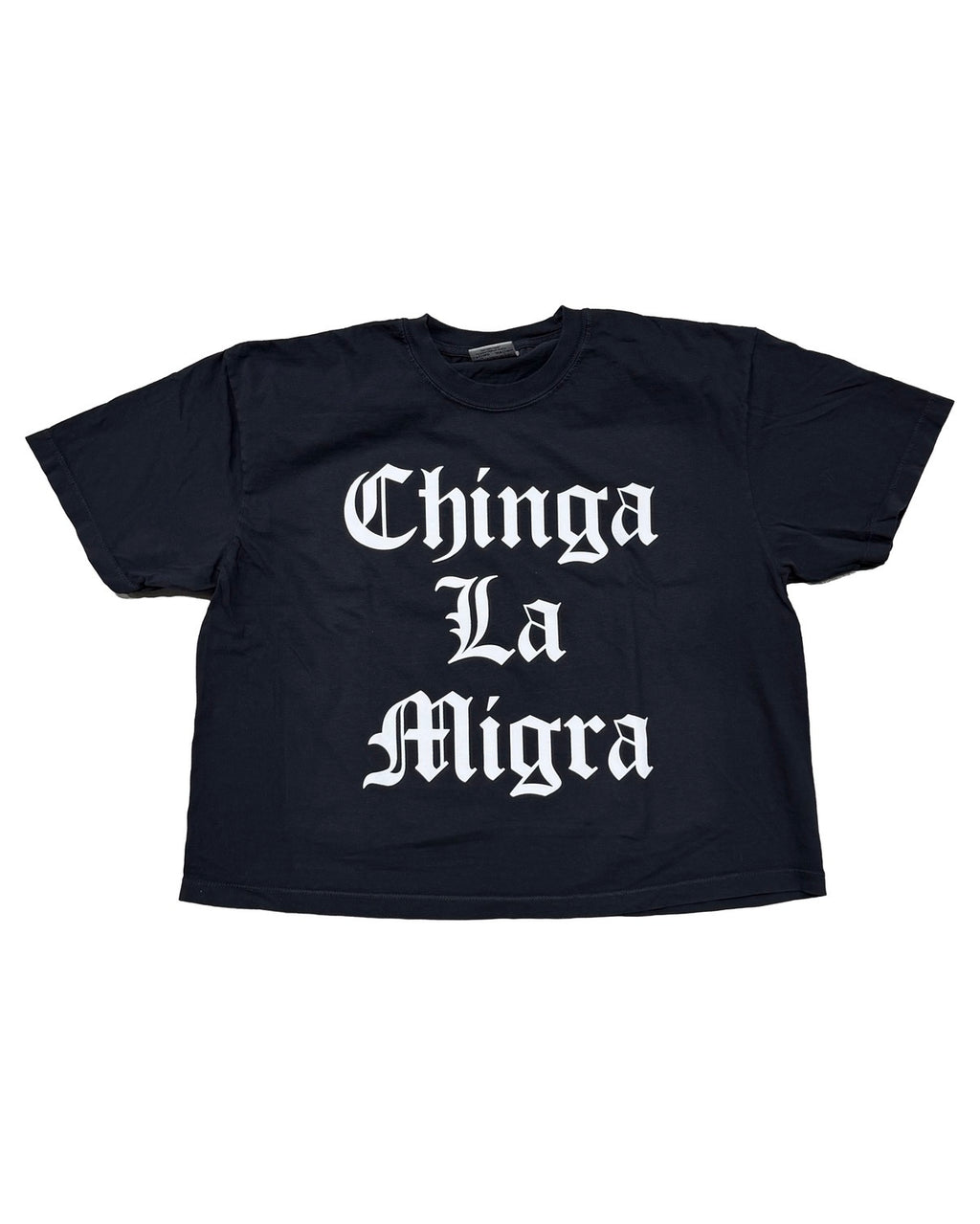 CHINGA LA MIGRA // CROP T-SHIRT // VINTAGE BLACK