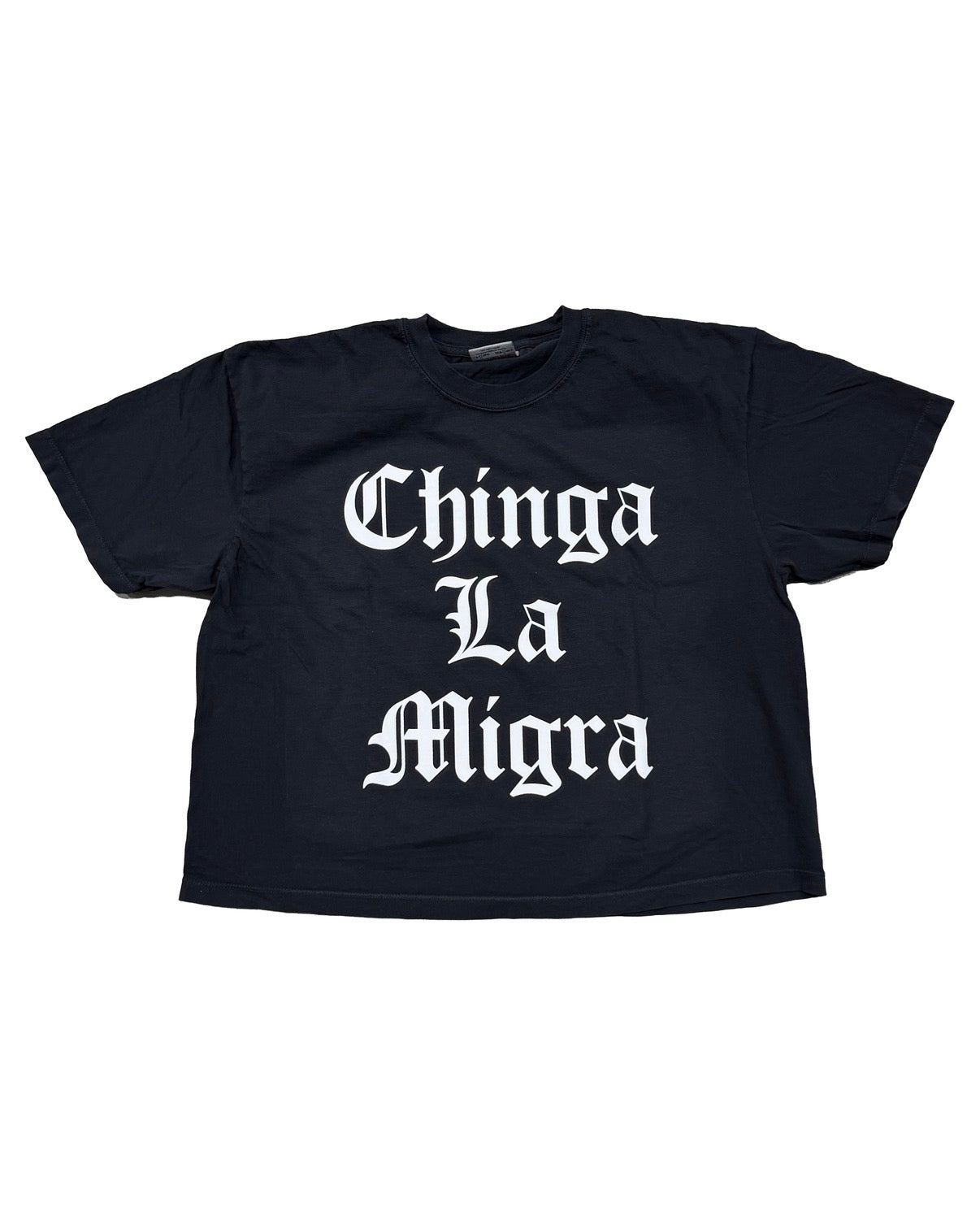 CHINGA LA MIGRA // CROP T-SHIRT // VINTAGE BLACK